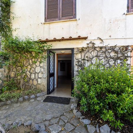 Villa Ulivi Apt Sorrent Exterior foto